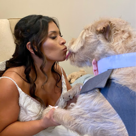 Meet your Posher, Kayley - Picture 1 of 1